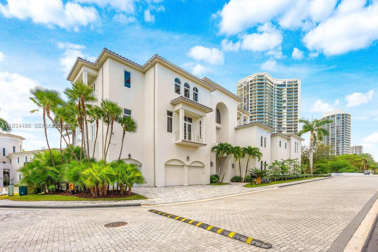 3912 Island Estates DrAventura - picture