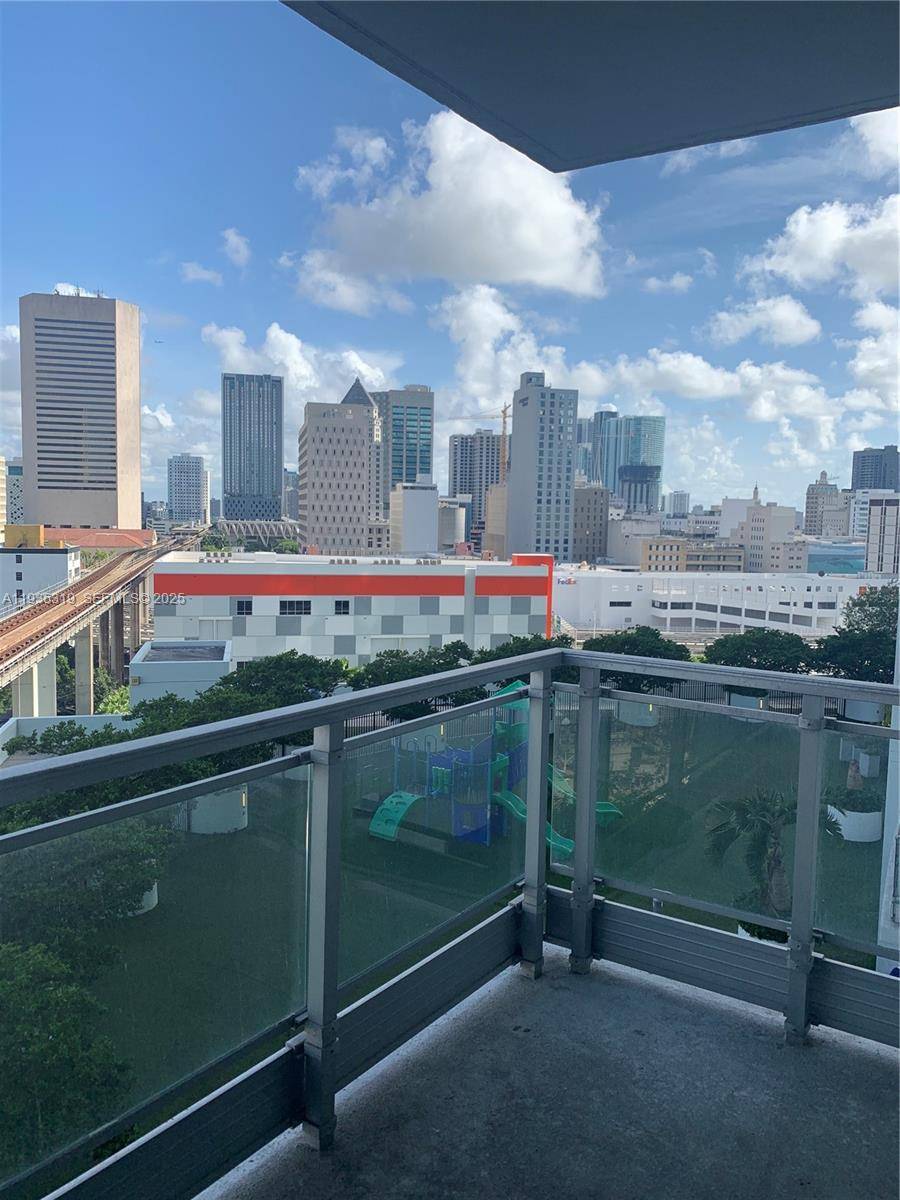 90 SW 3rd StMiami - Condo 5+ Stories,Condo condo unit 1211 - picture