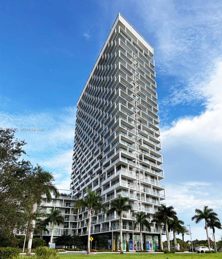 2000 Metropica WaySunrise - Condo/Co-Op/Annual,Condo condo unit 901 - picture