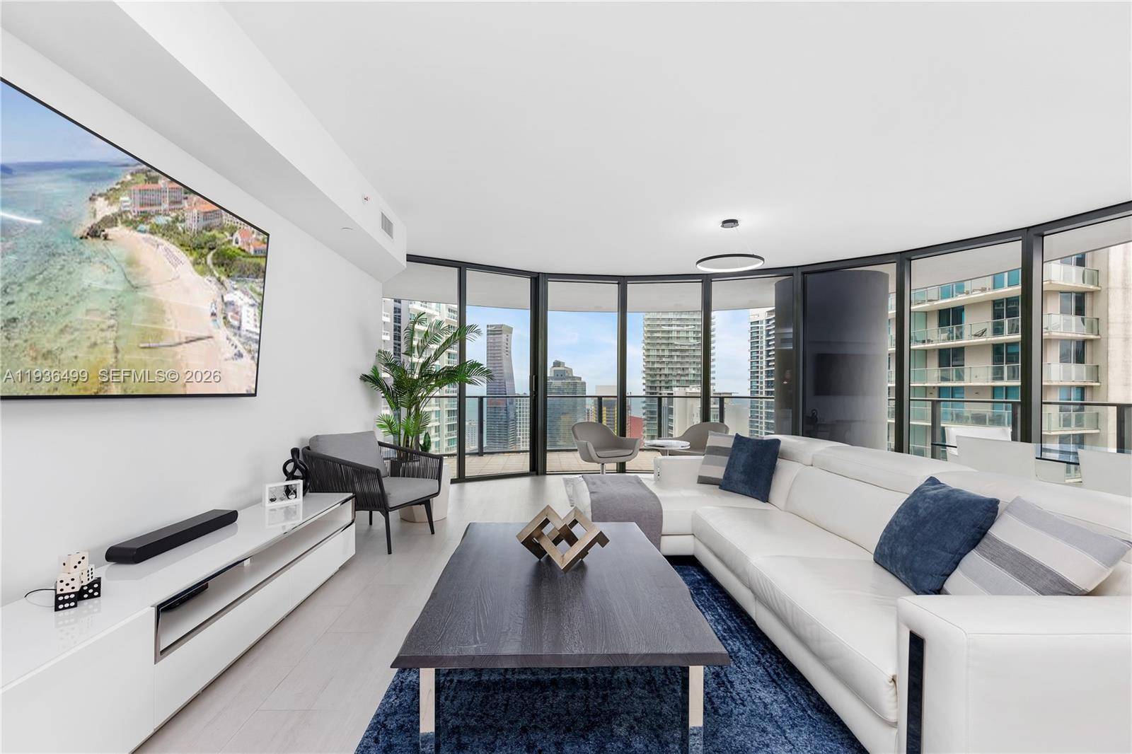 1000 Brickell PlzMiami - Condo/Co-Op/Seasonal,Condo condo unit 3902 - picture