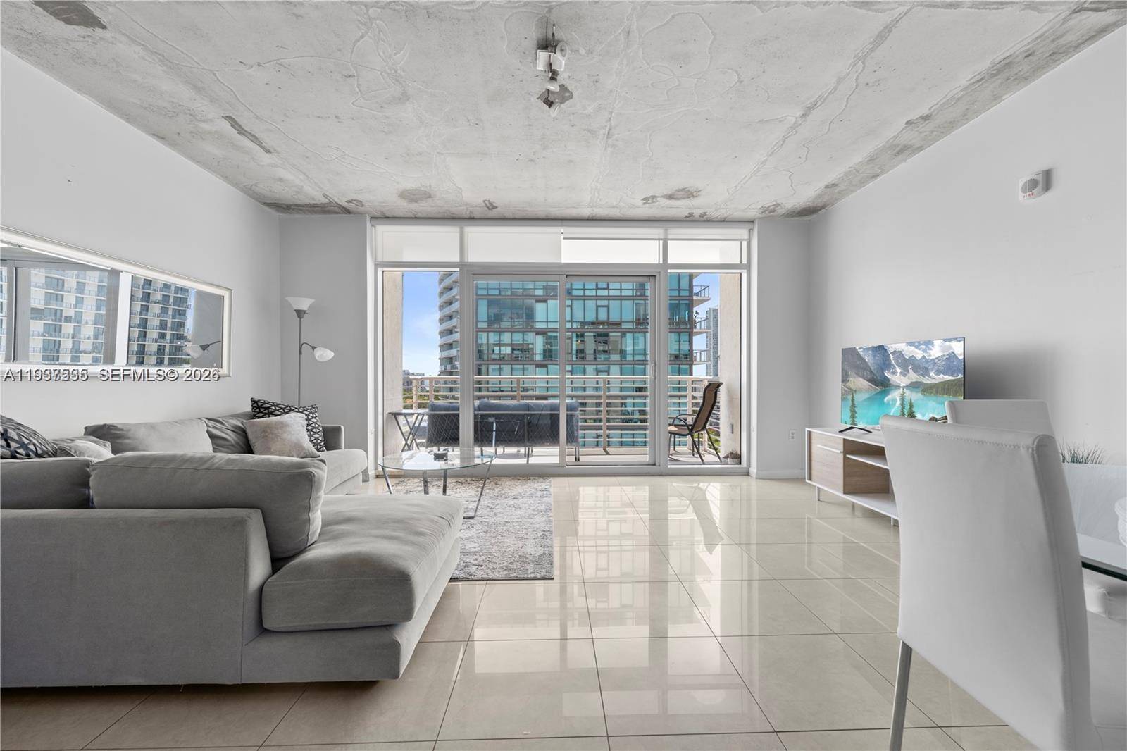 3250 NE 1st AveMiami - Condo/Co-Op/Annual,Condo condo unit 917 - picture