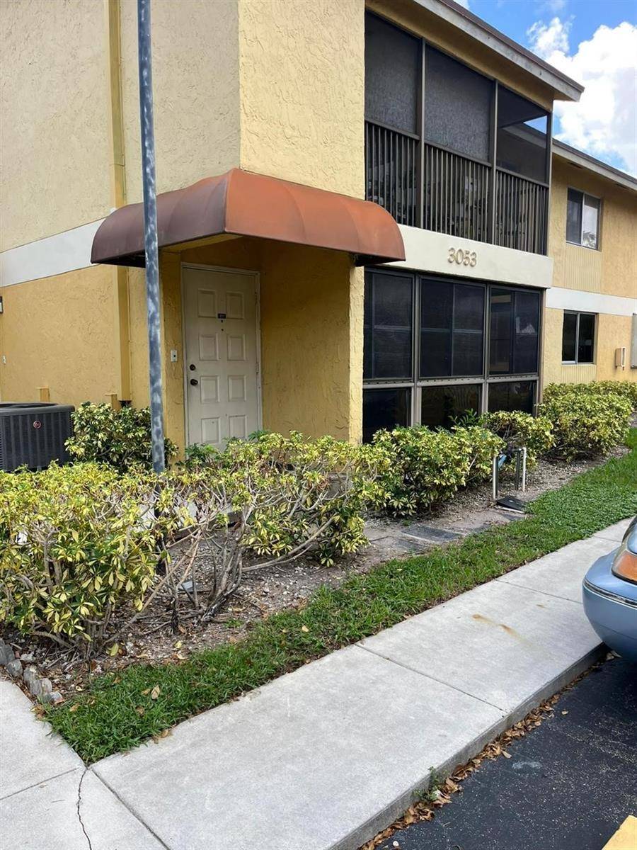 3053 N Oakland ForestOakland Park - Condo condo unit 201 - picture