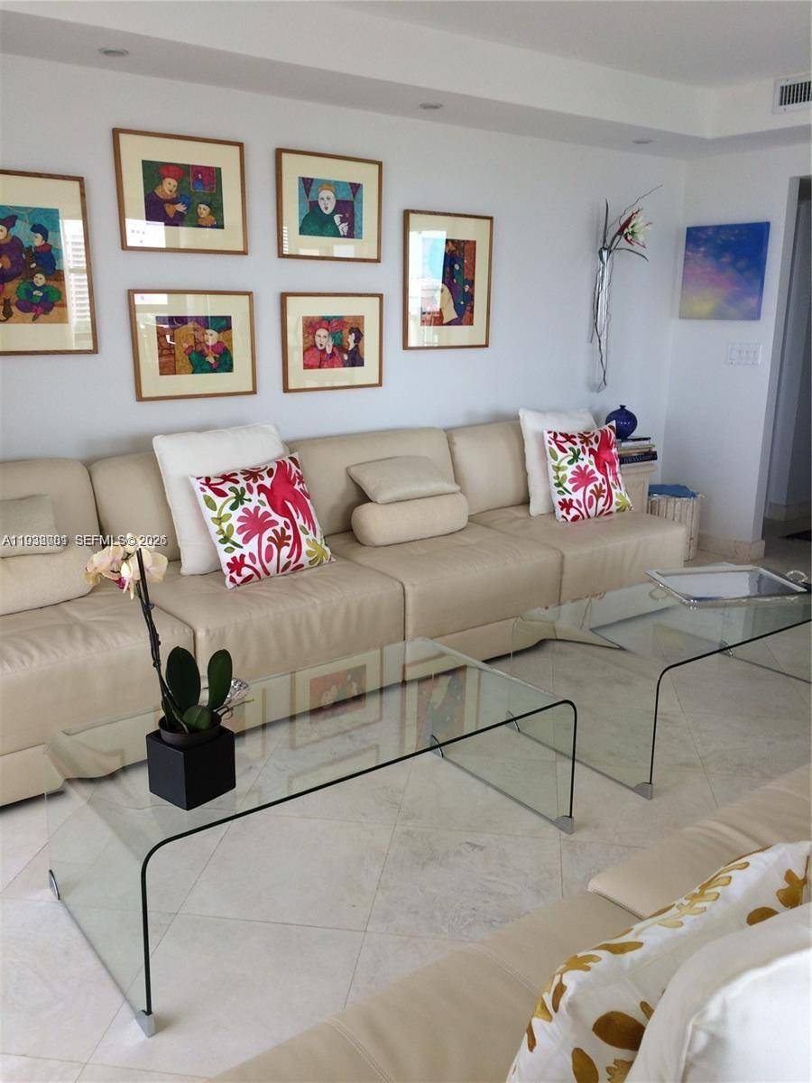 1121 Crandon BlvdKey Biscayne - Condo/Co-Op/Seasonal,Condo condo unit F1107 - picture