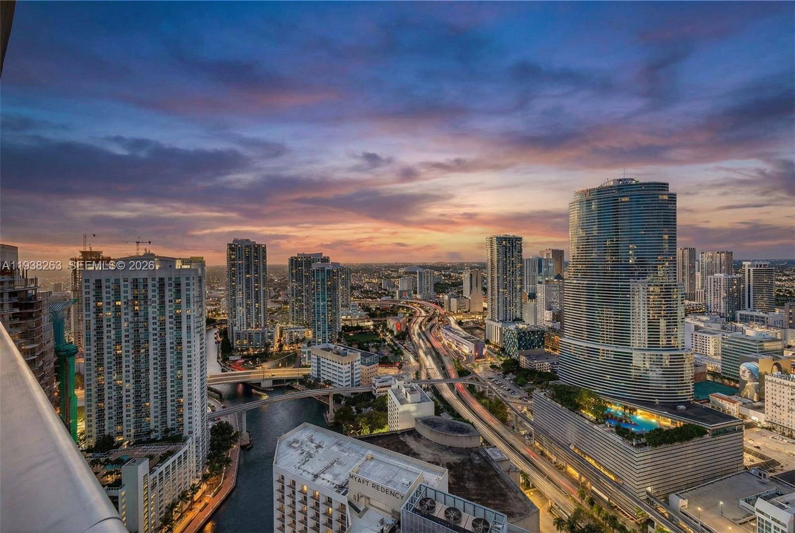 200 Biscayne Boulevard WayMiami - Condo 5+ Stories,Condo condo unit 4414 - picture