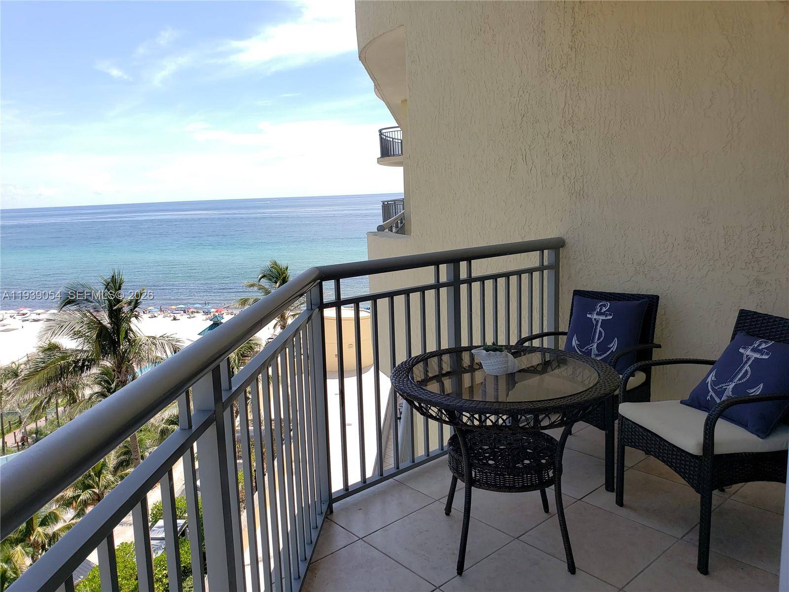 17375 Collins AveSunny Isles Beach - Condo/Co-Op/Seasonal,Condo condo unit 906 - picture