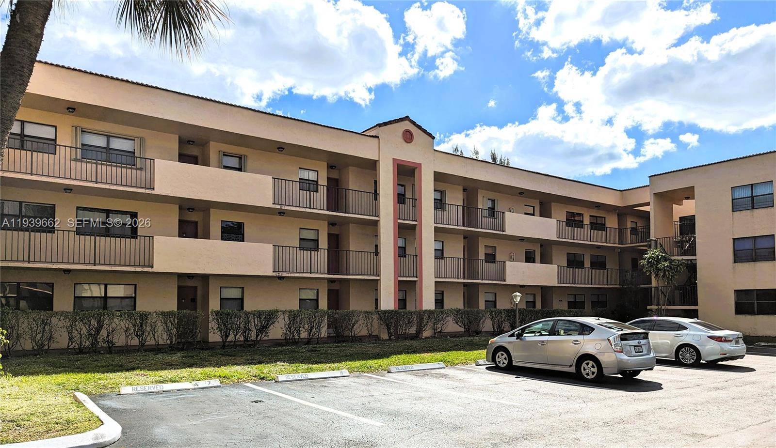3400 Foxcroft RdMiramar - Condo 1-4 Stories,Condo condo unit 115 - picture