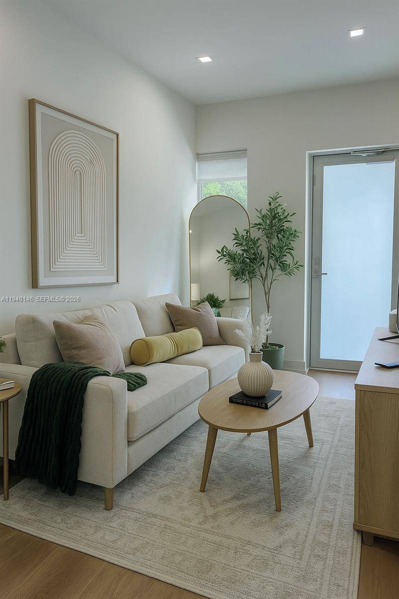 1535 West AveMiami Beach - Apartments-Annual,Apartment condo unit 3 - picture