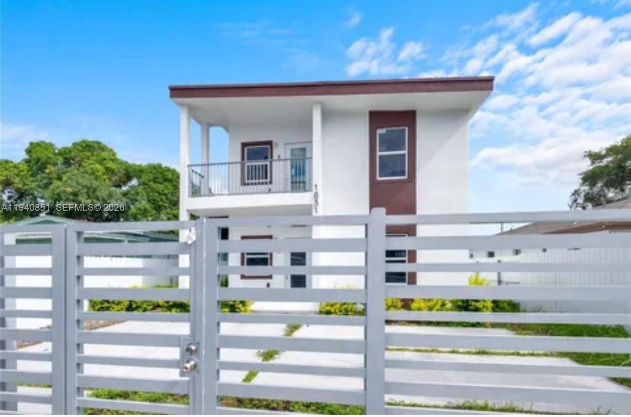1831 NW 67th StMiami - Duplex/Tri/Quad-Annual,Multi Family condo unit 2 - picture