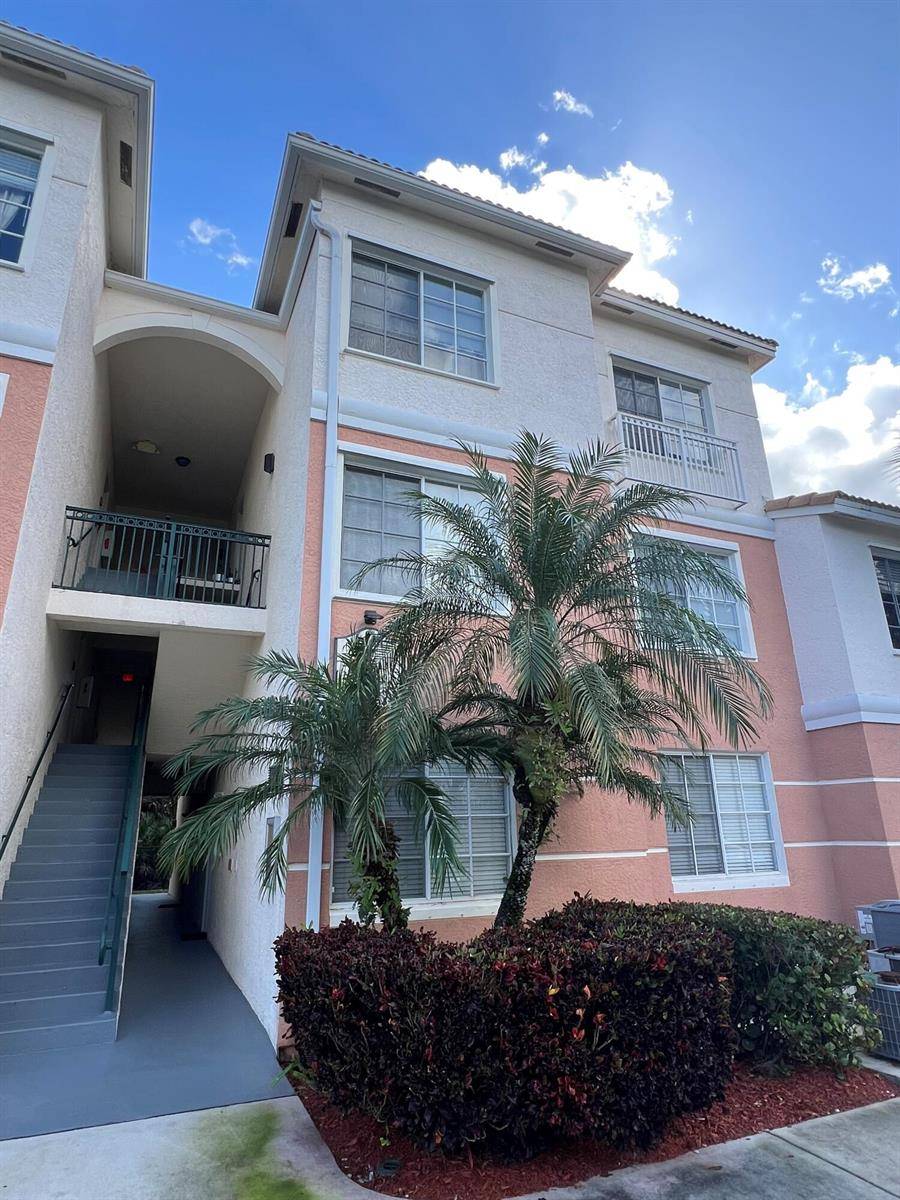 2309 MyrtlewoodPalm Beach Gardens - FIORE AT THE GARDENS CONDO condo unit 2309 - picture