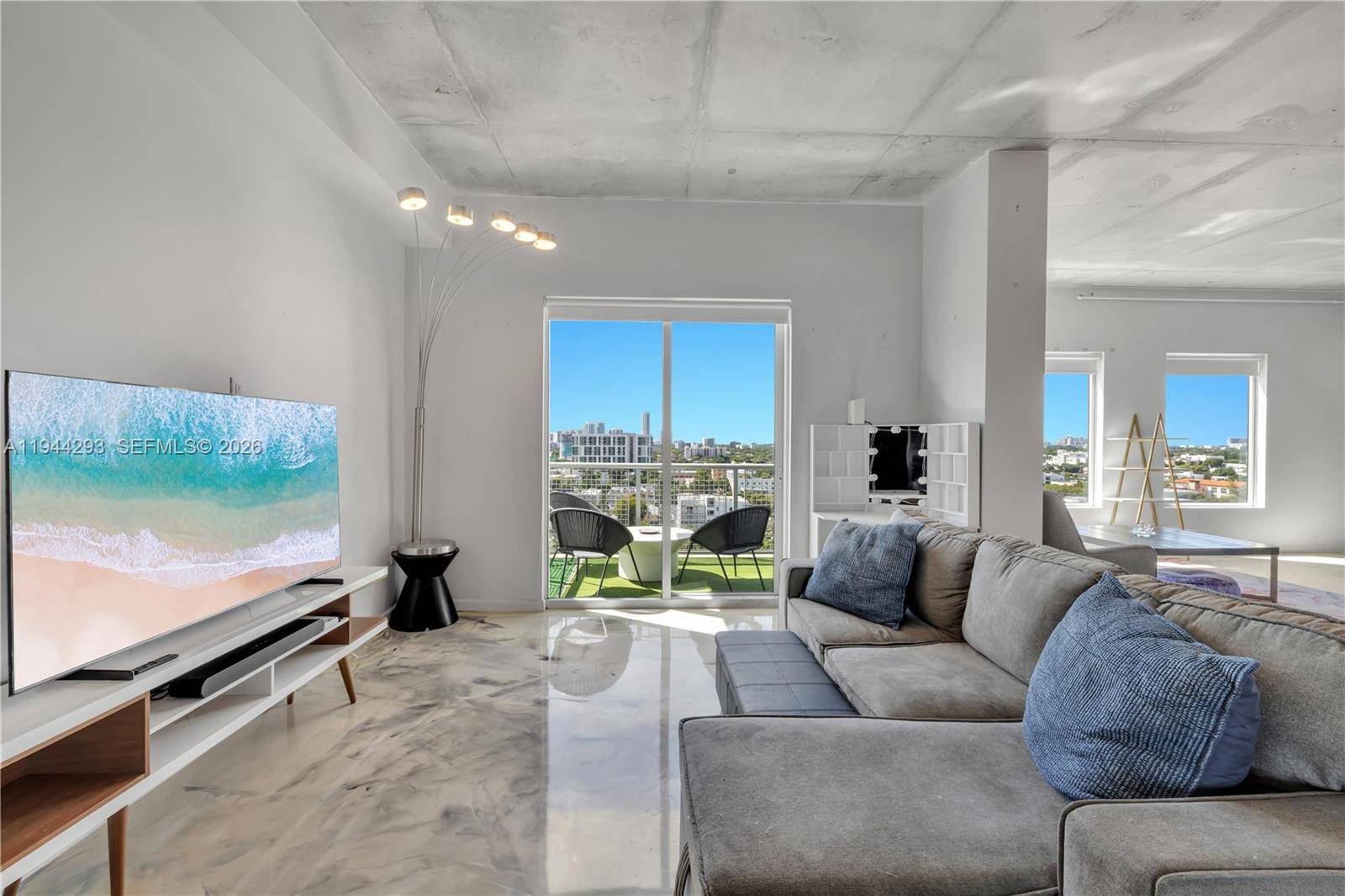 10 SW South River DrMiami - Condo 5+ Stories,Condo condo unit 1111 - picture