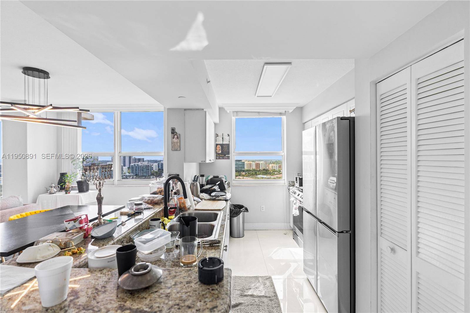 19501 W Country Club DrAventura - Condo/Co-Op/Annual,Condo condo unit 1904 - picture