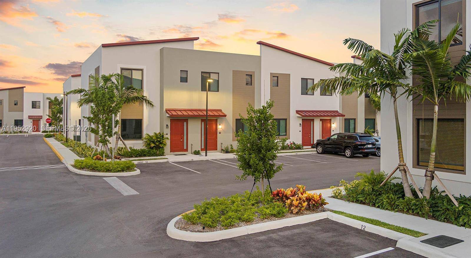 1001 NE 58th StOakland Park - Townhouse/Villa-Annual,Townhouse condo unit C - picture