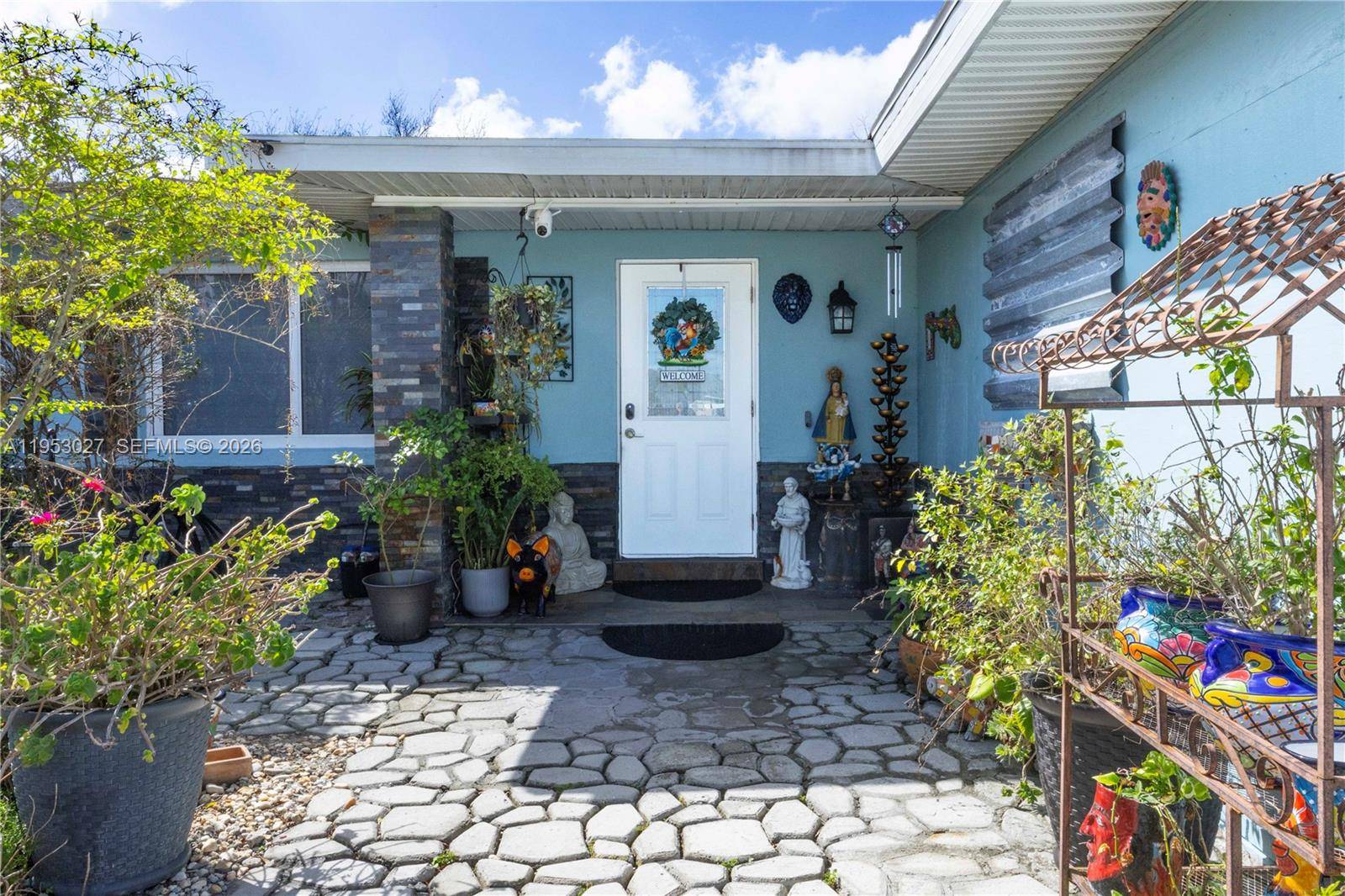 1526 NE 4th TerraceCape Coral - picture
