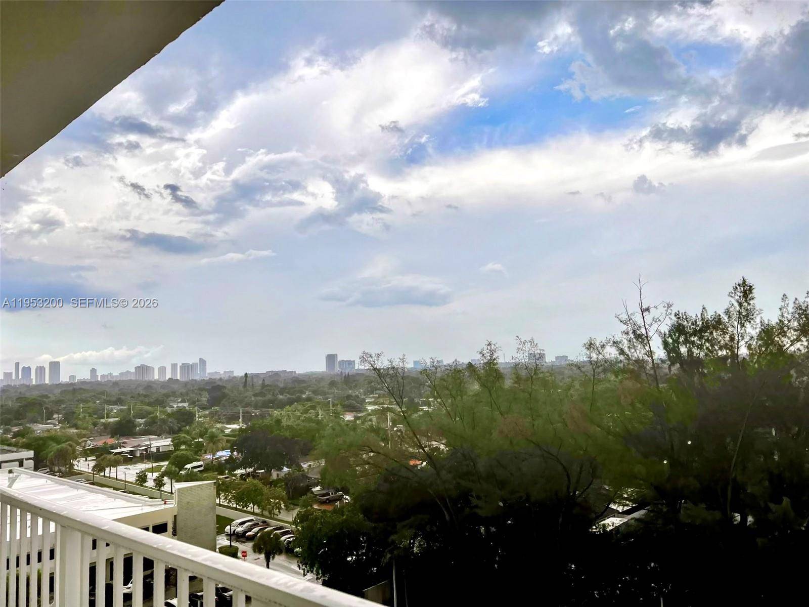 1300 NE Miami Gardens DrMiami - Condo 5+ Stories,Condo condo unit 1001E - picture