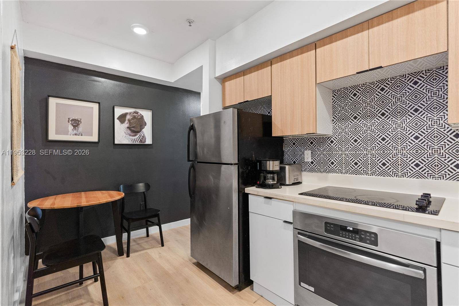 810 7th StMiami Beach - Condo 1-4 Stories,Condo condo unit 102 - picture