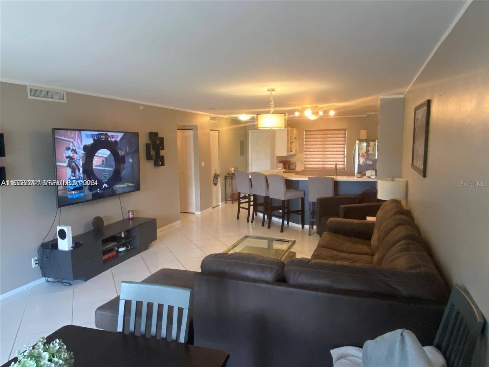 2205 S CYPRESS BEND DR,Pompano Beach - Condo 5+ Stories,Condo condo unit 302 - picture