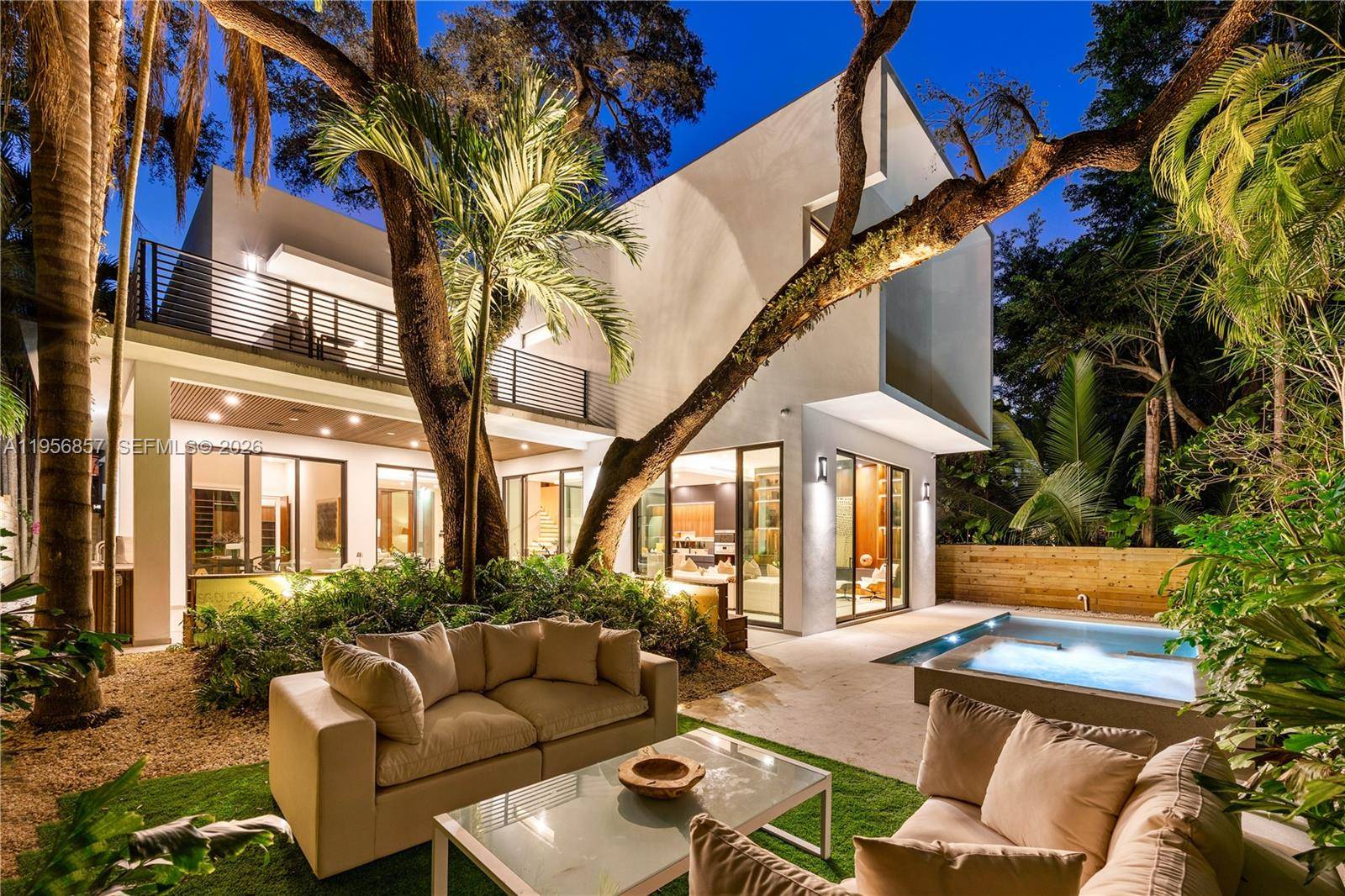 2805 Freeman StMiami - picture
