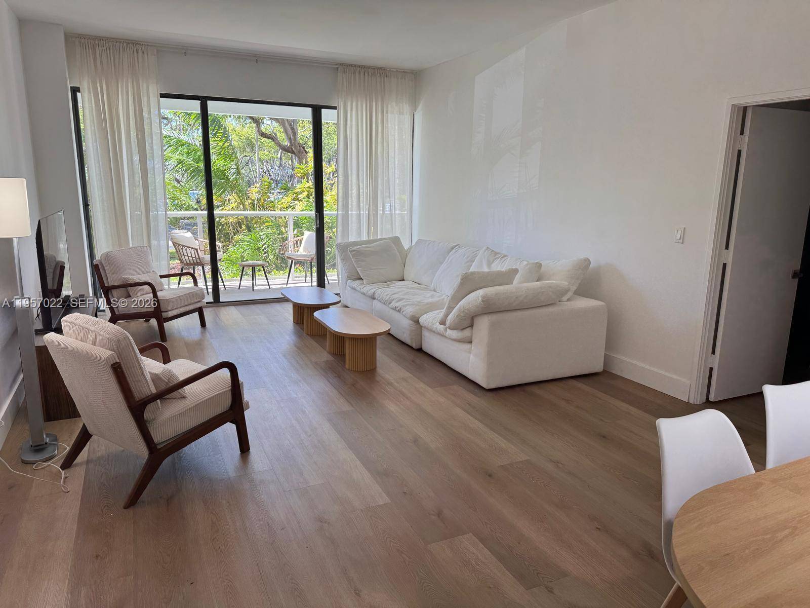 3731 N Country Club DrAventura - Condo 5+ Stories,Condo condo unit 126 - picture