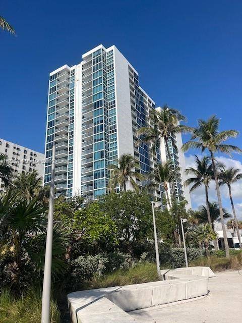 2655 Collins AveMiami Beach - Condo 5+ Stories,Condo condo unit 1106 - picture
