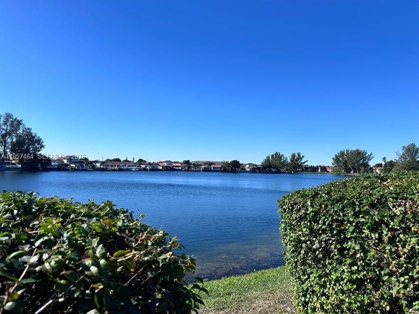 2480 W 67th PlHialeah - Condo 1-4 Stories,Condo condo unit 23-12 - picture