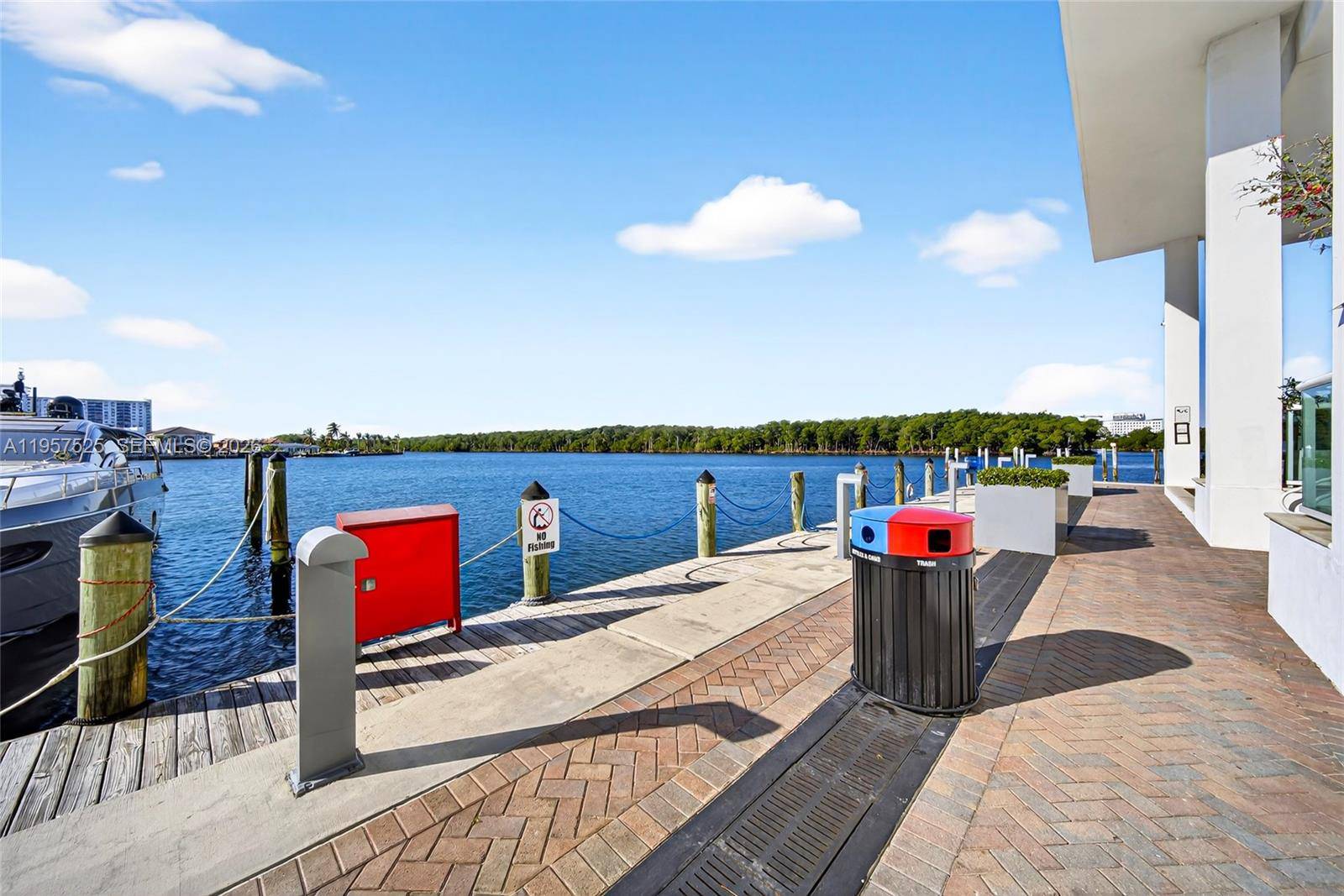 400 Sunny Isles BlvdSunny Isles Beach - Condo/Co-Op/Annual,Condo condo unit 102 - picture