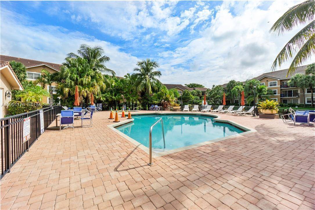 9055 Wiles RdCoral Springs - Condo 1-4 Stories,Condo condo unit 103 - picture