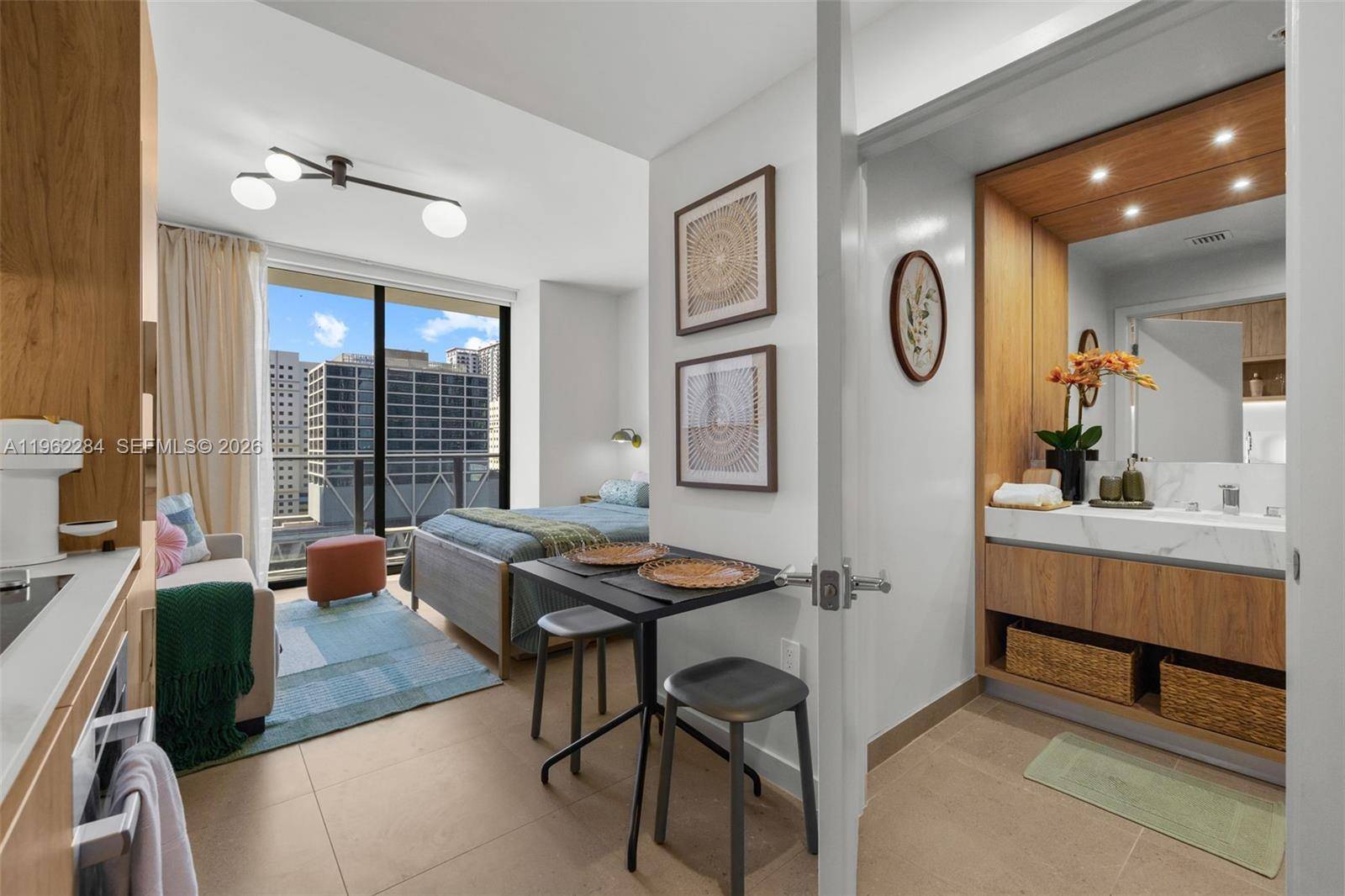 11 NE 6th StMiami - Condo 5+ Stories,Condo condo unit 1615 - picture