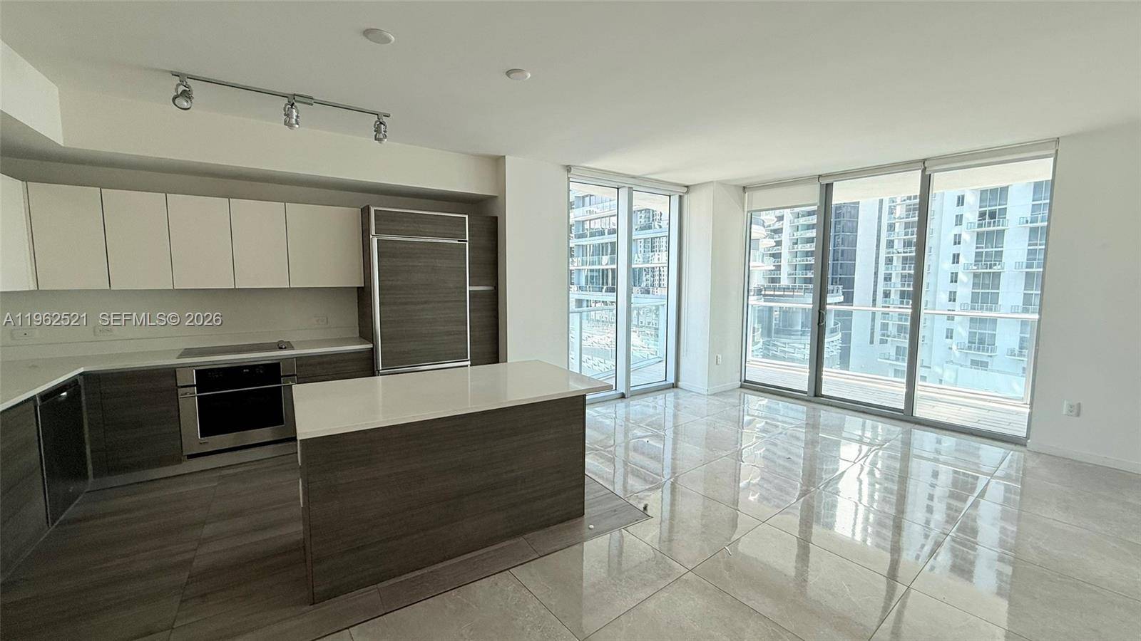 1100 S Miami AveMiami - Condo/Co-Op/Annual,Condo condo unit 1710 - picture