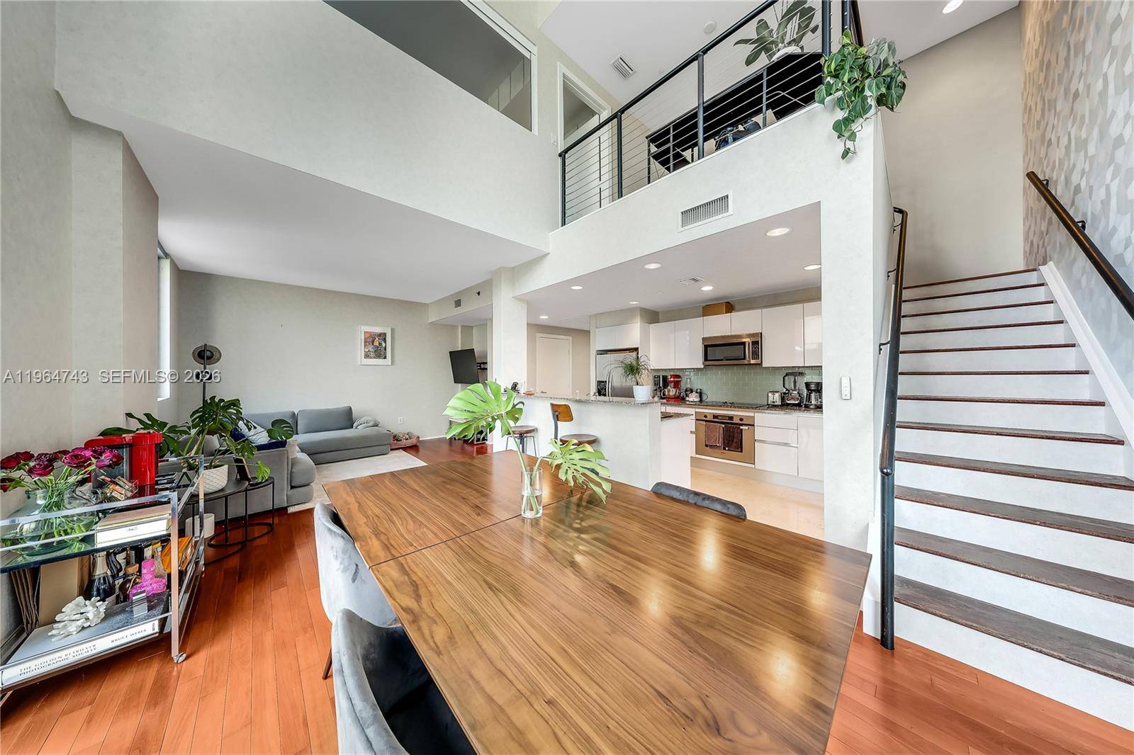 1050 Brickell AveMiami - Co-Op 5+ Stories,Condo condo unit 422 - picture