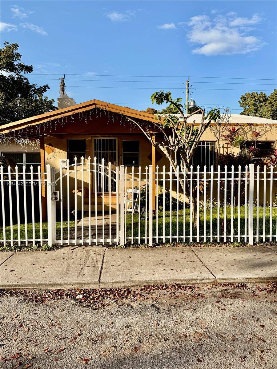 729 NW 47th TerMiami - picture