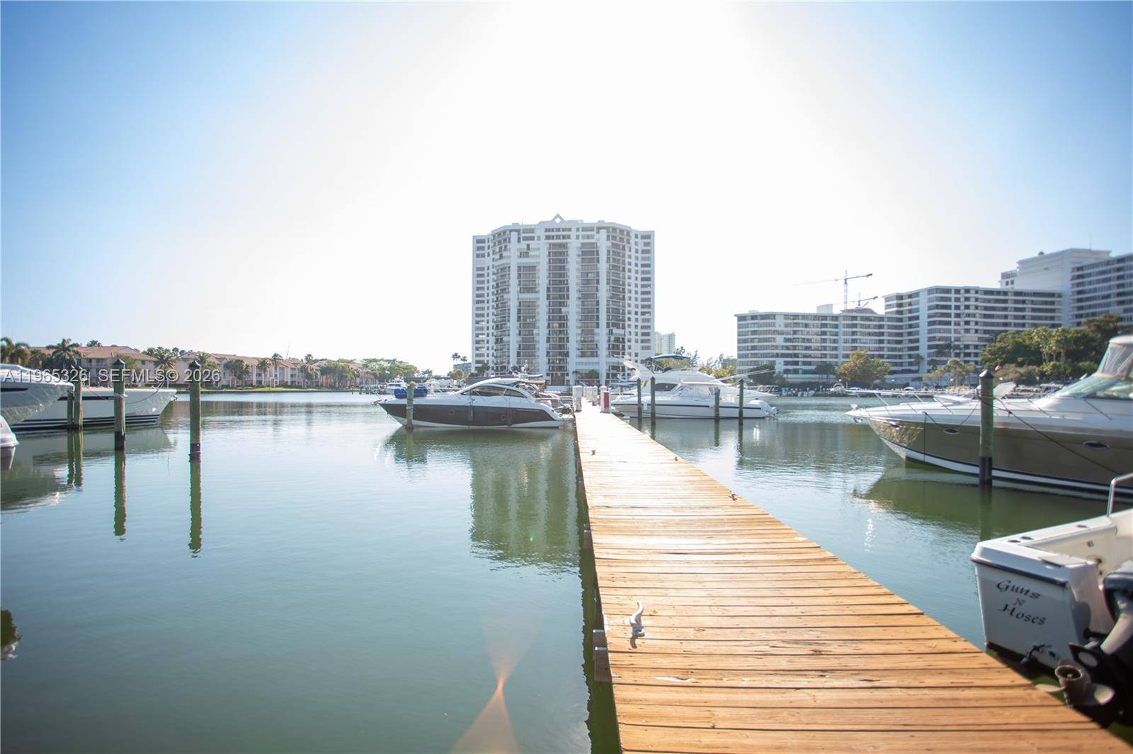 523 Leslie DrHallandale Beach - picture