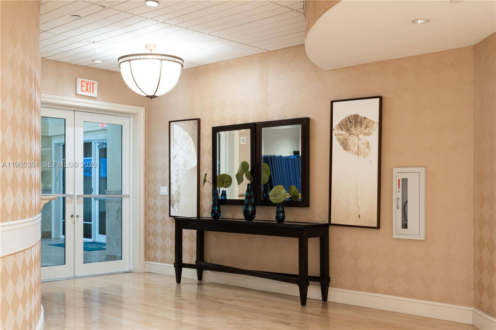 20000 E Country Club DrAventura - Condo 5+ Stories,Condo condo unit 307 - picture