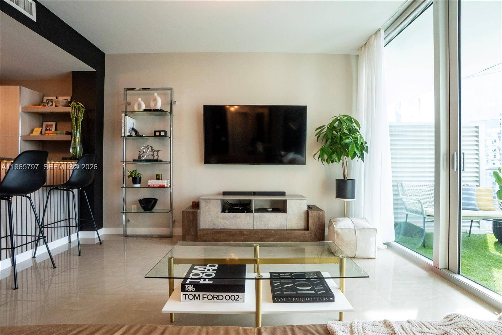 300 S Biscayne BlvdMiami - Single Family-Annual,Condo condo unit T-3307 - picture