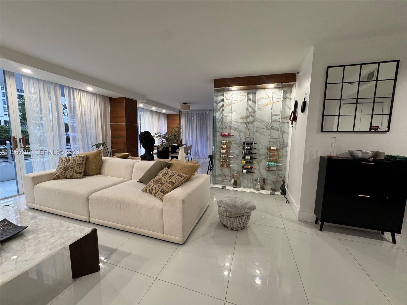 19195 Mystic Pointe DrAventura - Condo/Co-Op/Annual,Condo condo unit 205 - picture