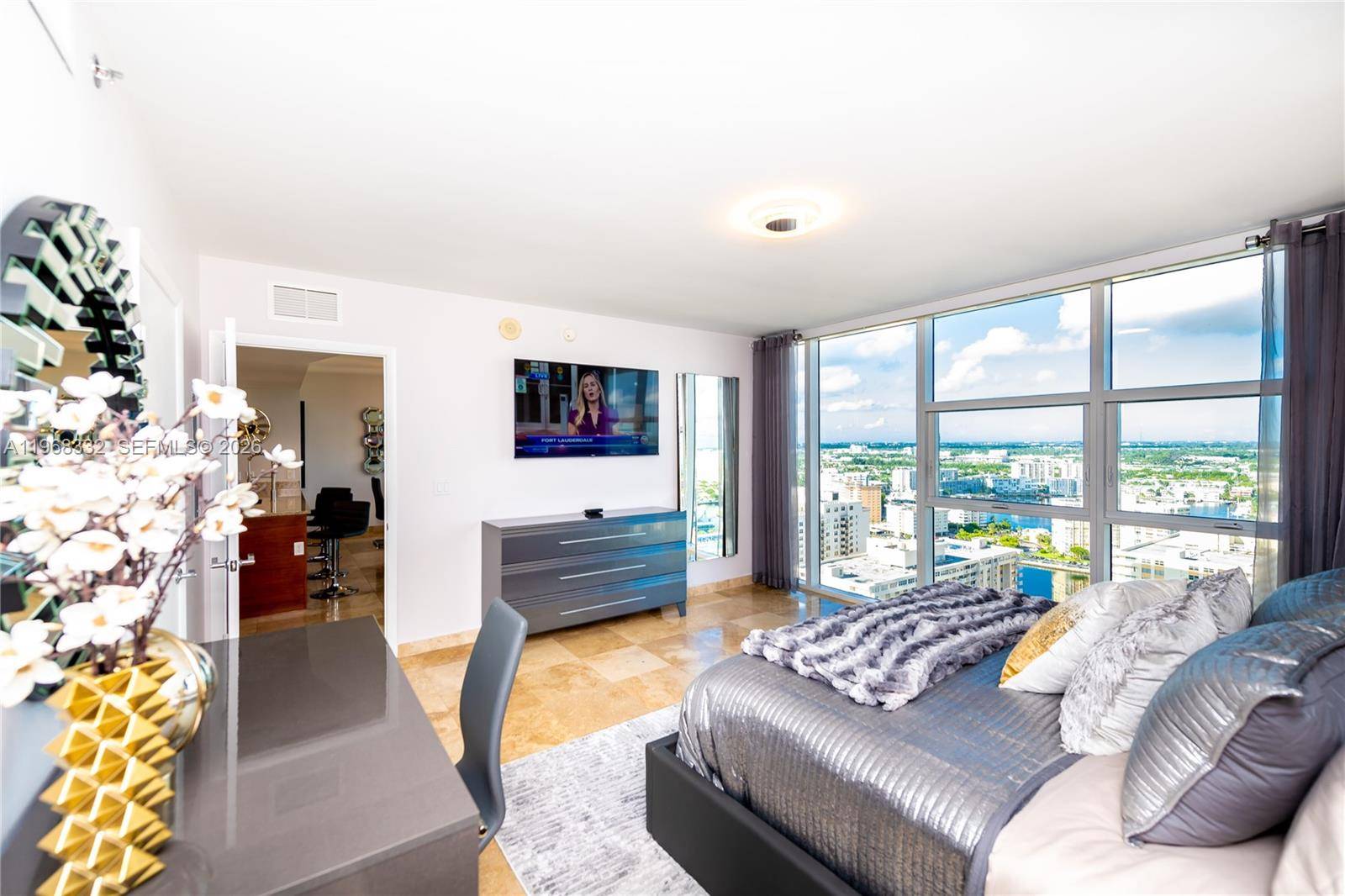 1830 S Ocean DrHallandale Beach - Condo/Co-Op/Seasonal,Condo condo unit 2907 - picture