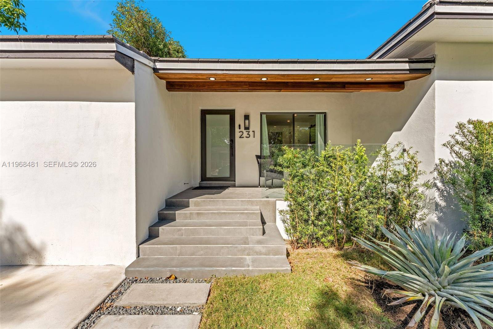 231 NE 45th StMiami - Single Family-Seasonal,House condo unit 231 - picture