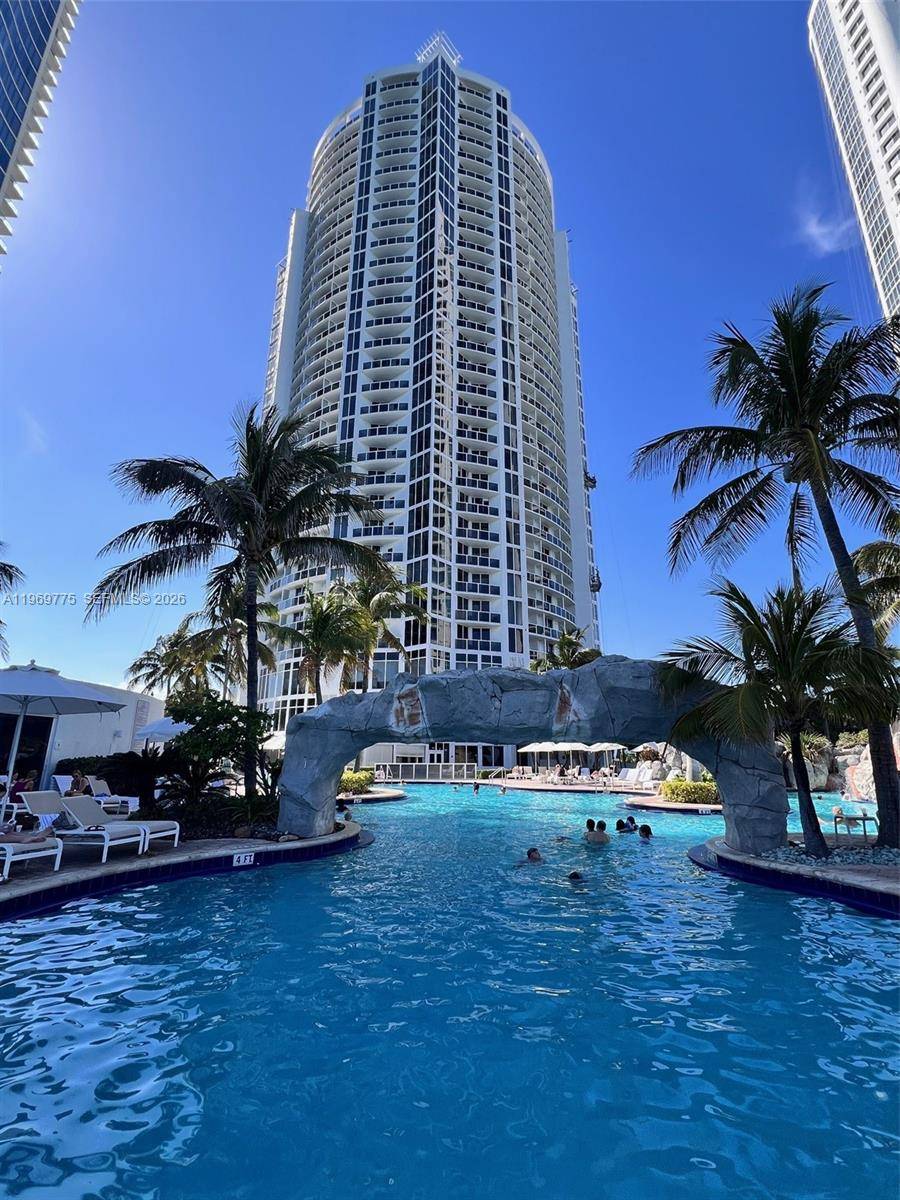 18001 Collins AveSunny Isles Beach - Condo 5+ Stories,Condo condo unit 1902 - picture