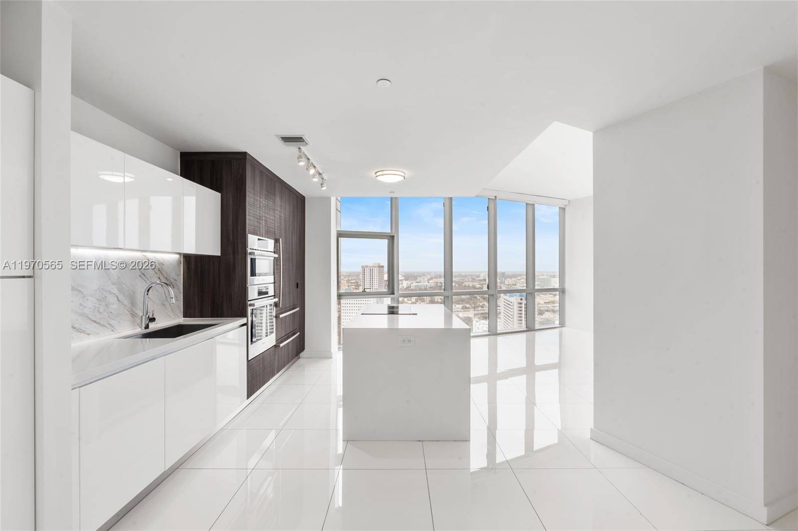 851 NE 1st AveMiami - Condo 5+ Stories,Condo condo unit 3202 - picture