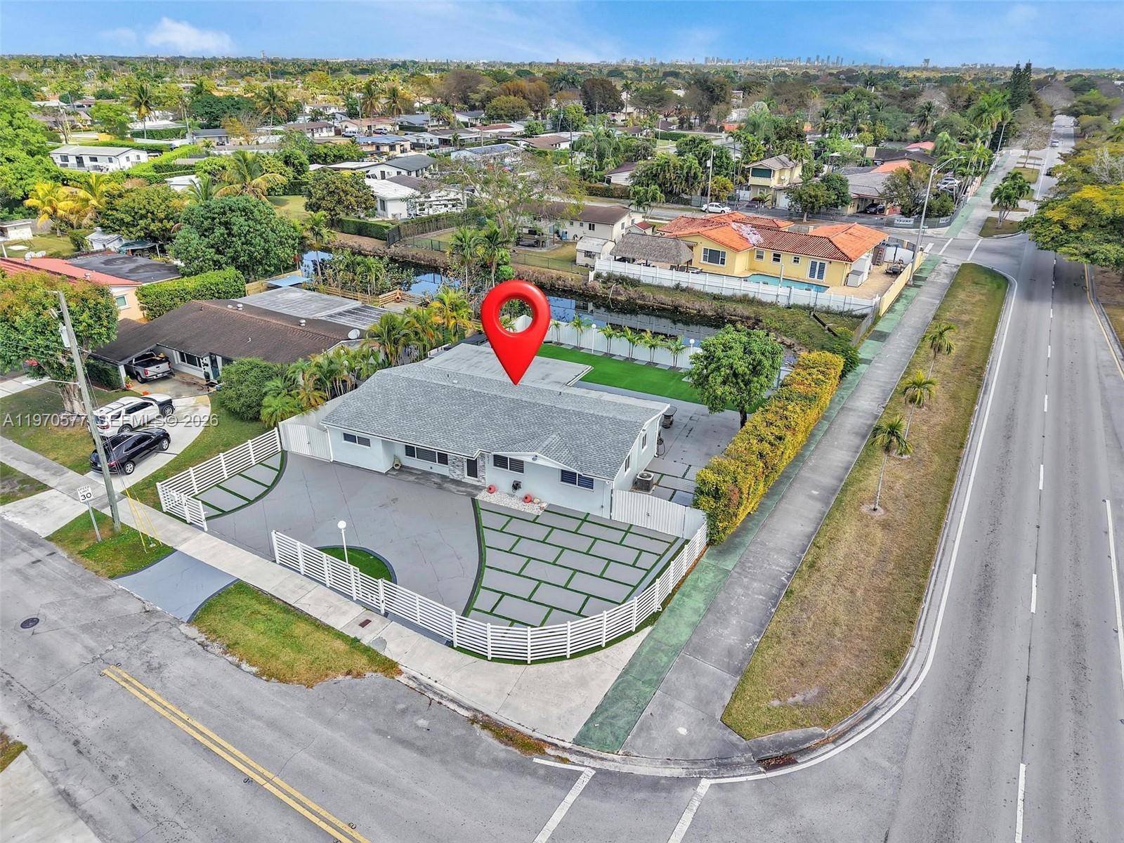 5521 SW 104th AveMiami - picture