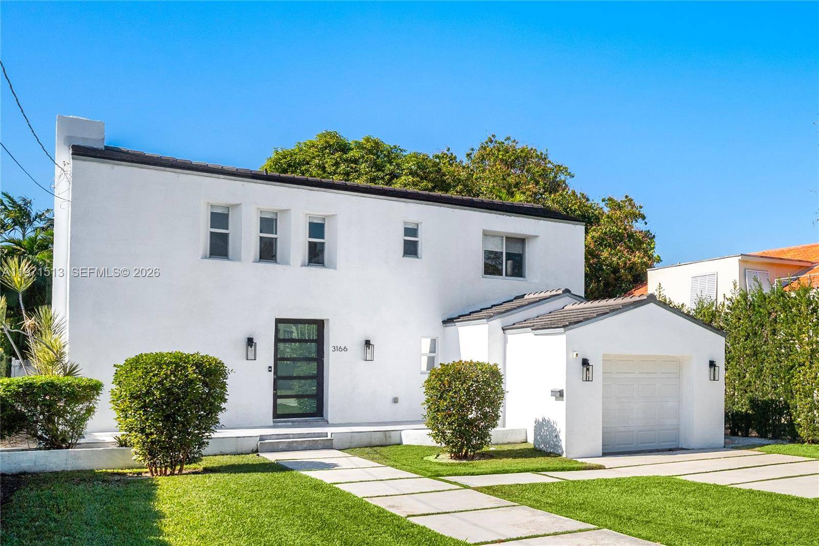 3166 Royal Palm AveMiami Beach - picture