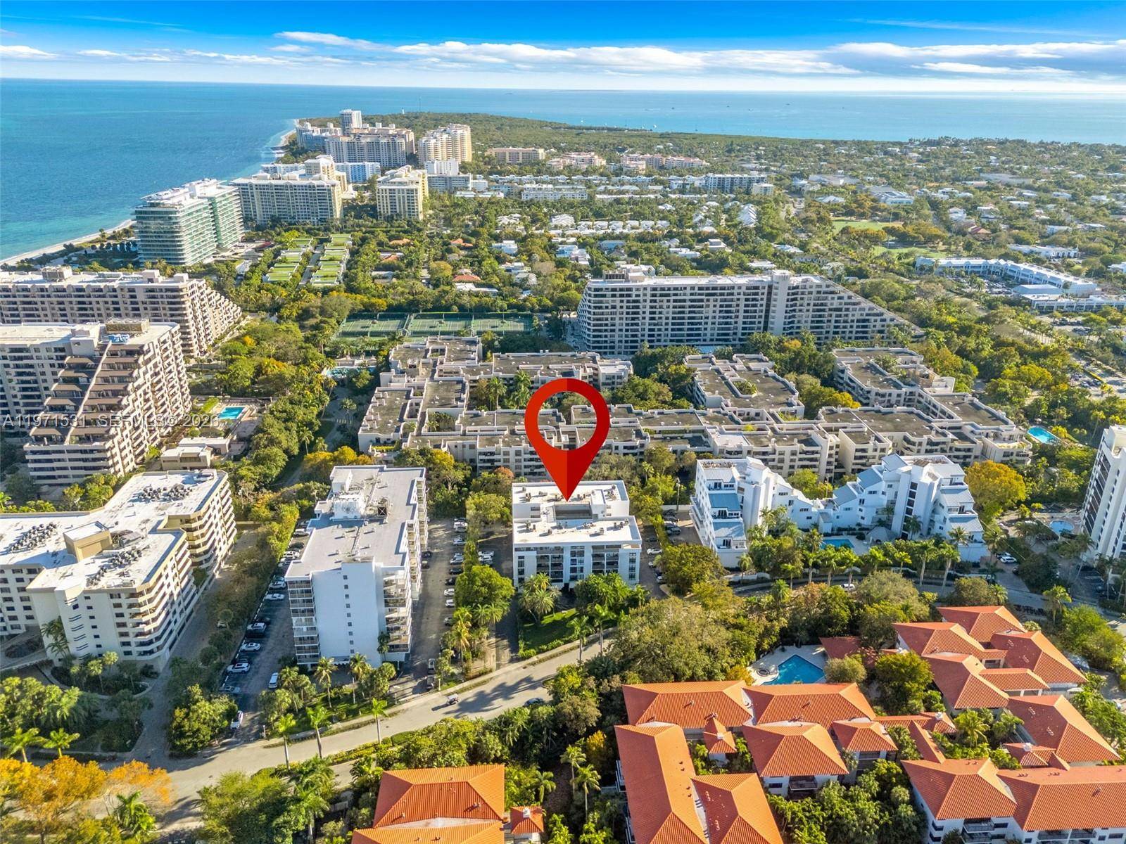 100 Ocean Lane DrKey Biscayne - Condo 5+ Stories,Condo condo unit 301 - picture
