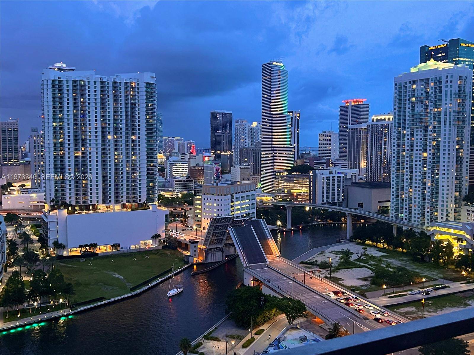 88 SW 7th StMiami - Condo/Co-Op/Annual,Condo condo unit 2012 - picture