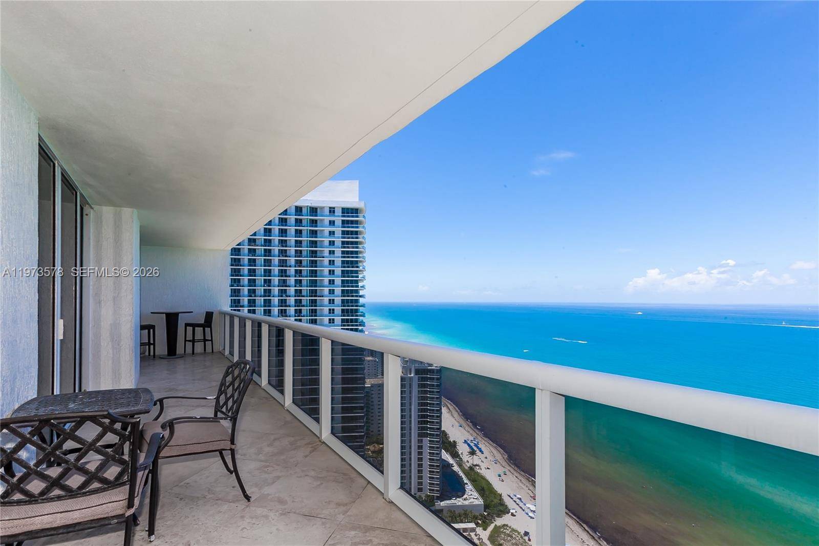 1800 S OCEAN DRHallandale Beach - Condo/Co-Op/Annual,Condo condo unit 3803 - picture