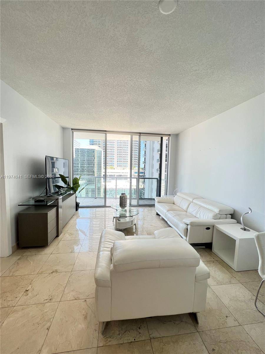 1050 Brickell AveMiami - Condo/Co-Op/Seasonal,Condo condo unit 1904 - picture
