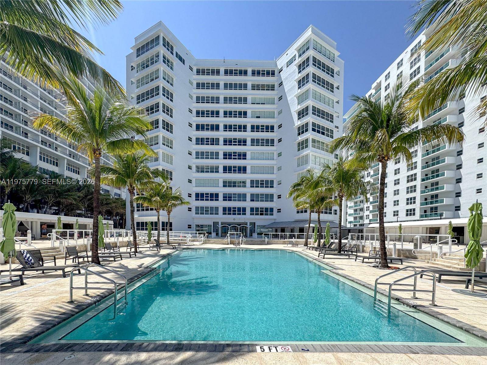 4925 Collins AveMiami Beach - Condo/Co-Op/Annual,Condo condo unit 3F - picture