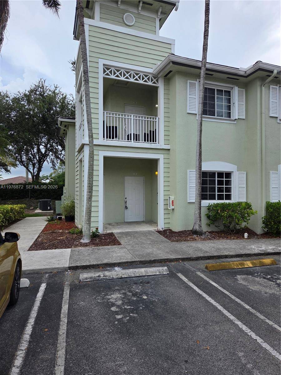 2630 NE 3rd DrHomestead - Condo 1-4 Stories,Condo condo unit 101 - picture