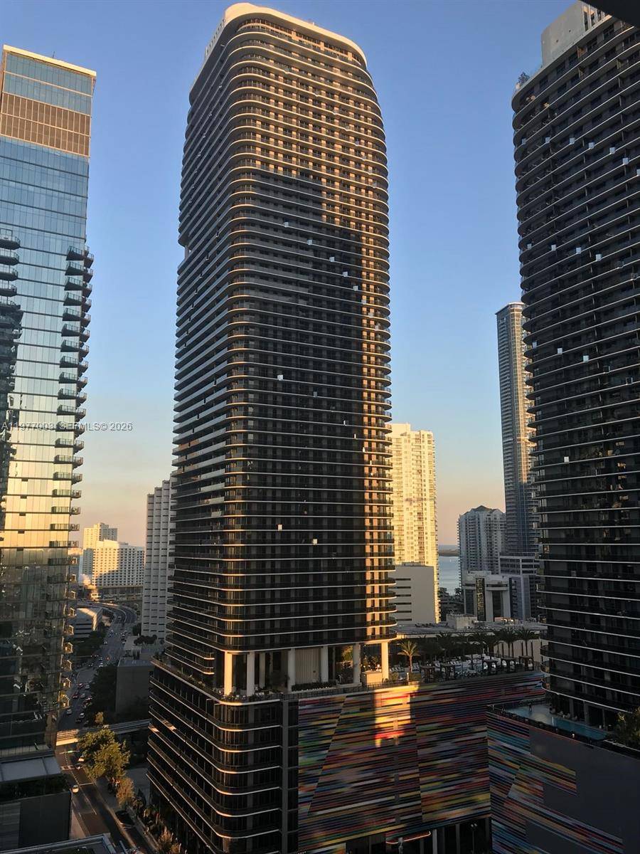 801 S Miami AveMiami - Condo/Co-Op/Annual,Condo condo unit 1705 - picture