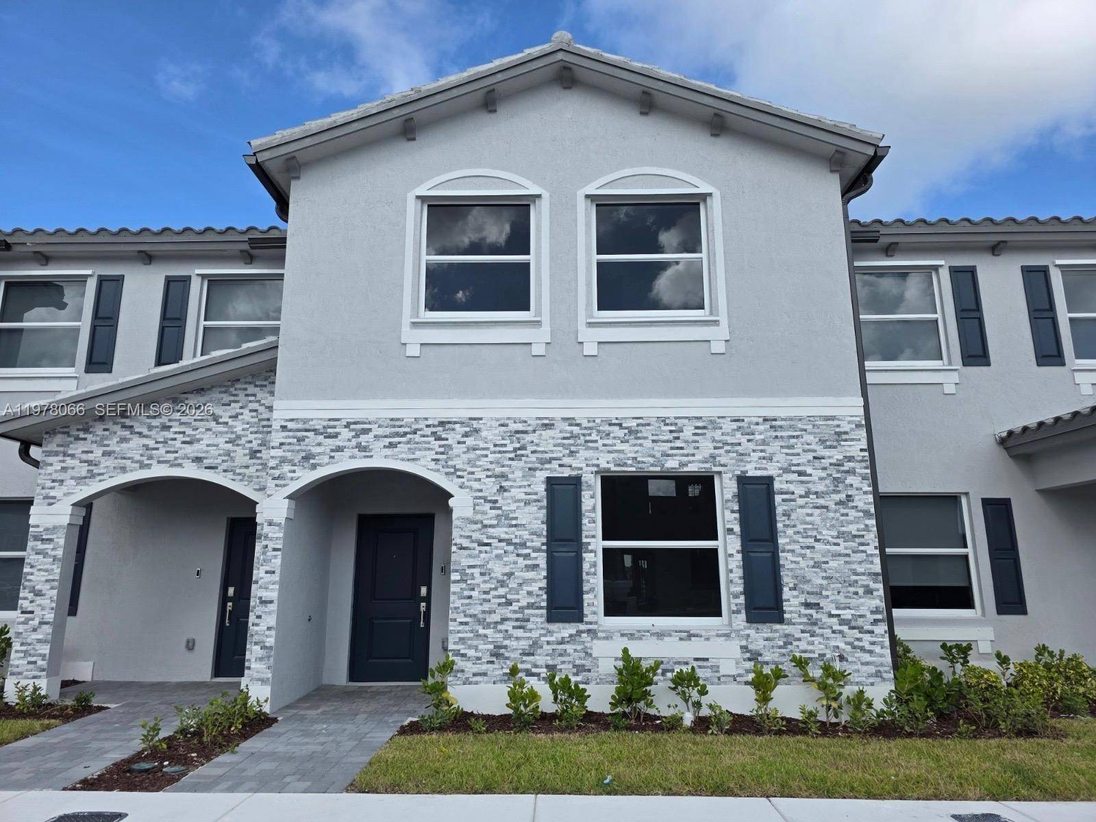 300 SE 10th CtFlorida City - Townhouse/Villa-Off Season,Townhouse condo unit 300 - picture