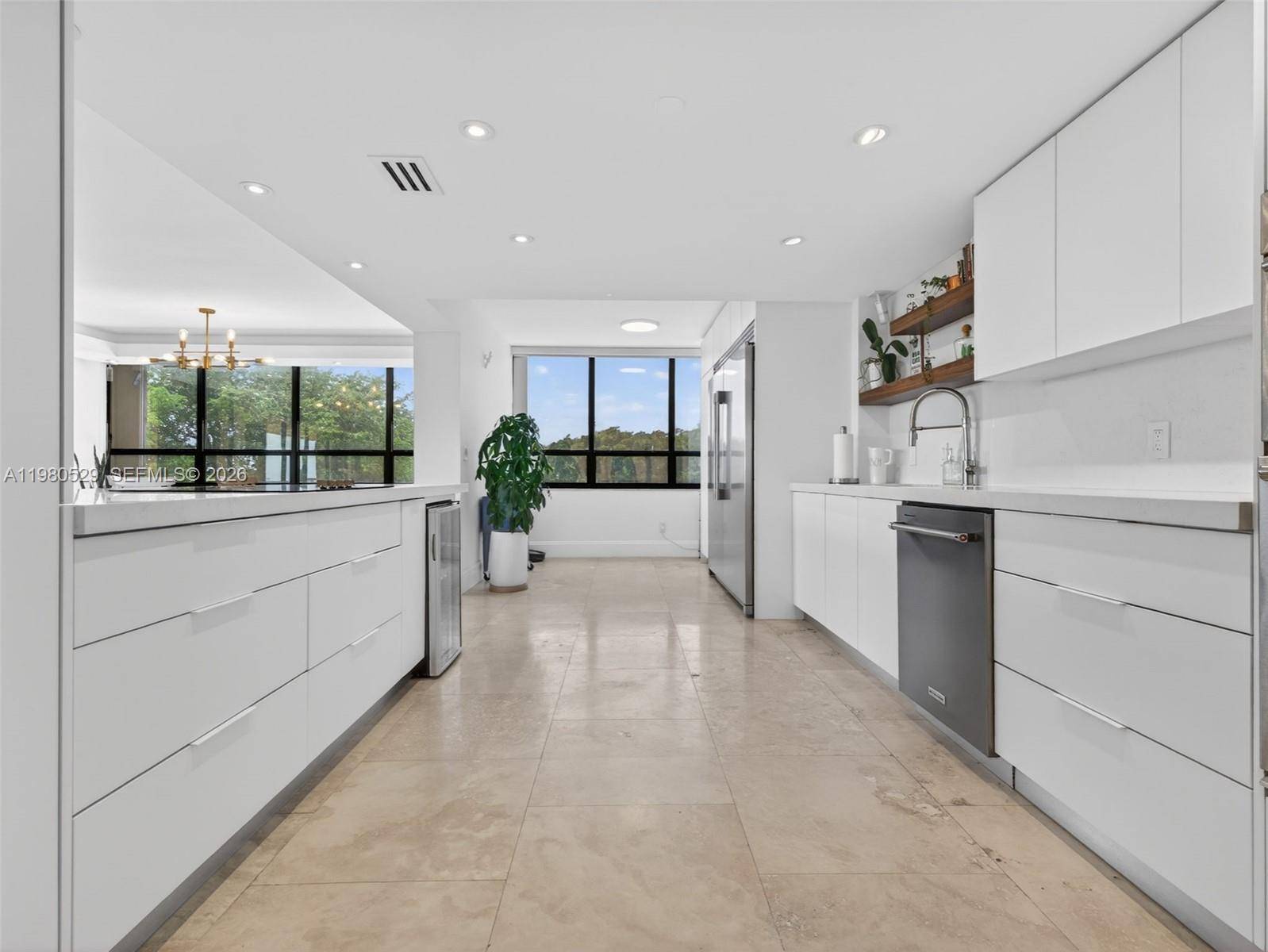 11113 Biscayne BlvdMiami - Condo 5+ Stories,Condo condo unit 351 - picture