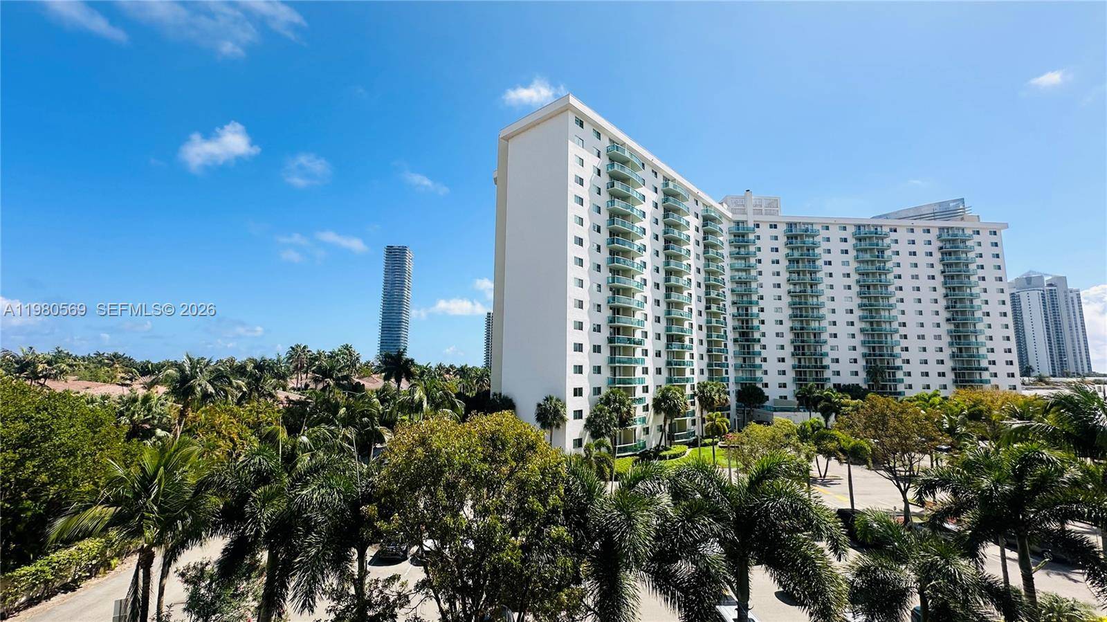 19390 Collins AveSunny Isles Beach - Condo 5+ Stories,Condo condo unit 424 - picture